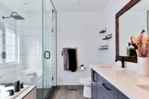 How to Choose the Perfect Shower Door for Your Space